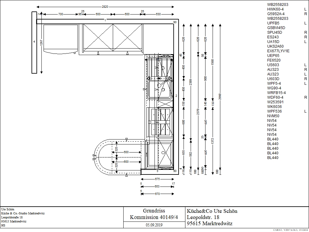 Günstige Musterküche - Küche in U-Form von Häcker - erhältlich in