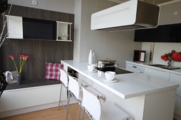 günstige Küche zweizeilig aus Küchenstudio Kallenbach GmbH 15370 Fredersdorf- Vogelsdorf Deutschland