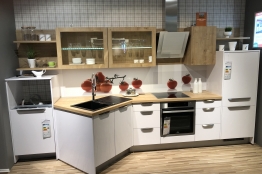 mehr Infos Produkt, Küchen, Hersteller, Händler, Ort