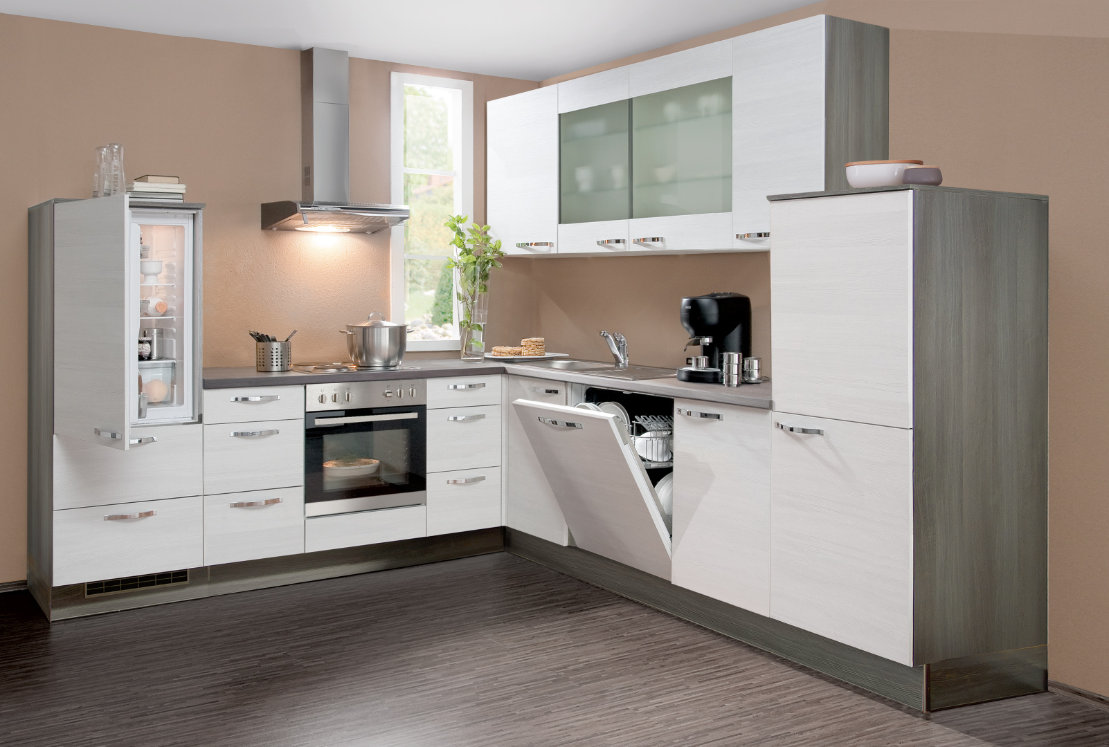 Küche in L-Form von Express - erhältlich in Hainichen